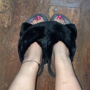 ALDO slip on’s
